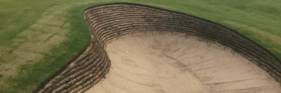 golf: aangeharkte bunker