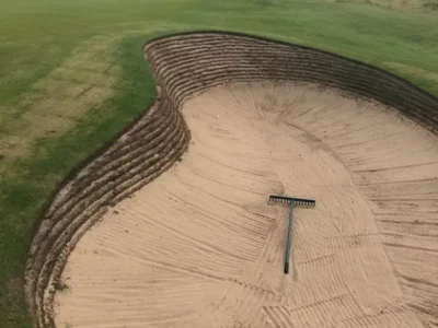 bunker aanharken